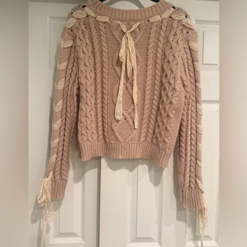 Stella Laguna Beach Tan Bow sweater
